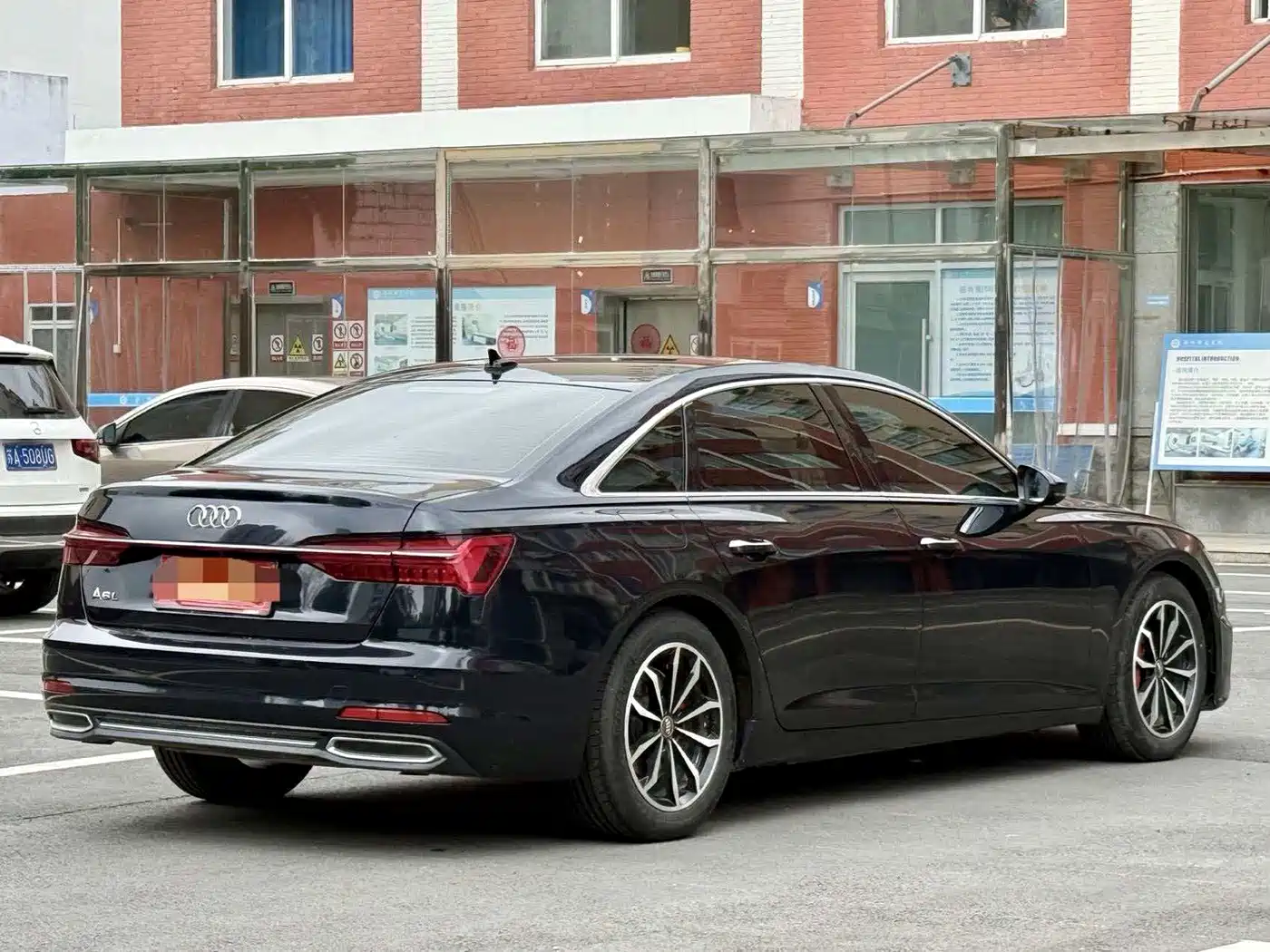 Audi A6L 2019 40 TFSI Luxury Elegance фото 9