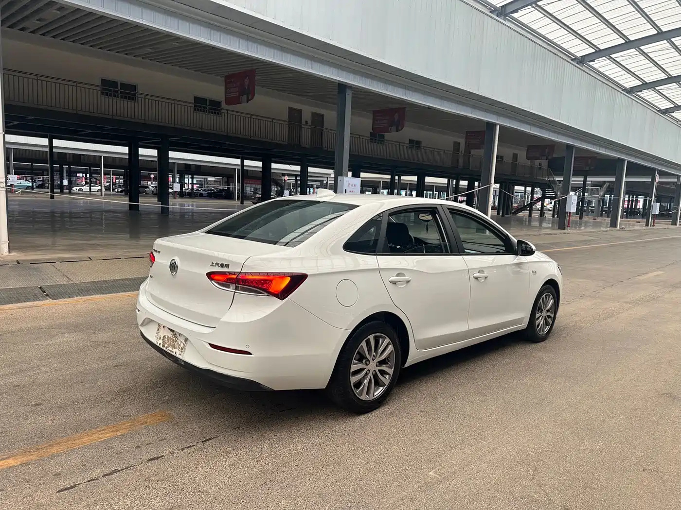 Buick Excelle 2019 18T Auto Connected Elite China VI фото 5
