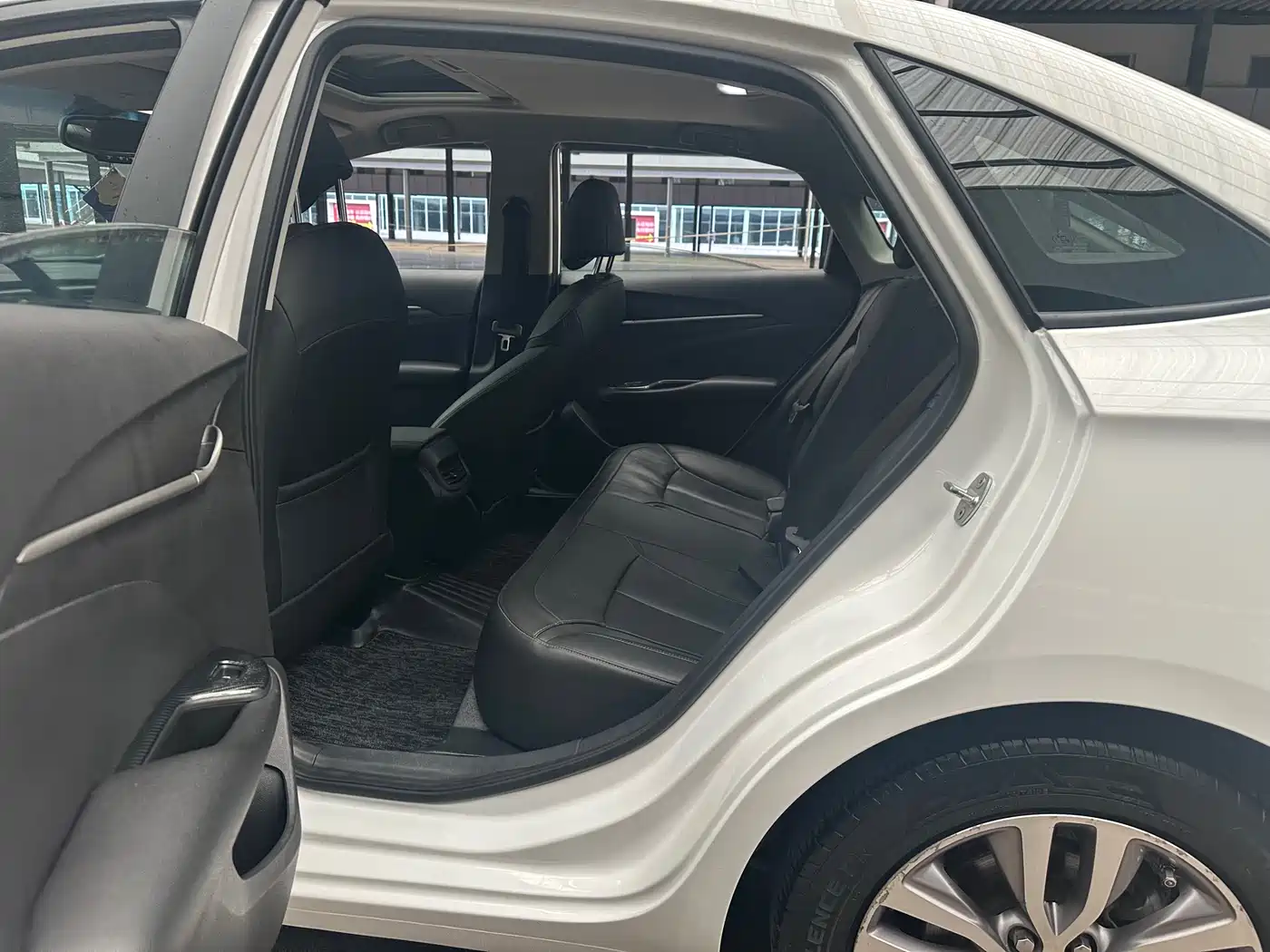 Buick Excelle 2019 18T Auto Connected Elite China VI фото 9