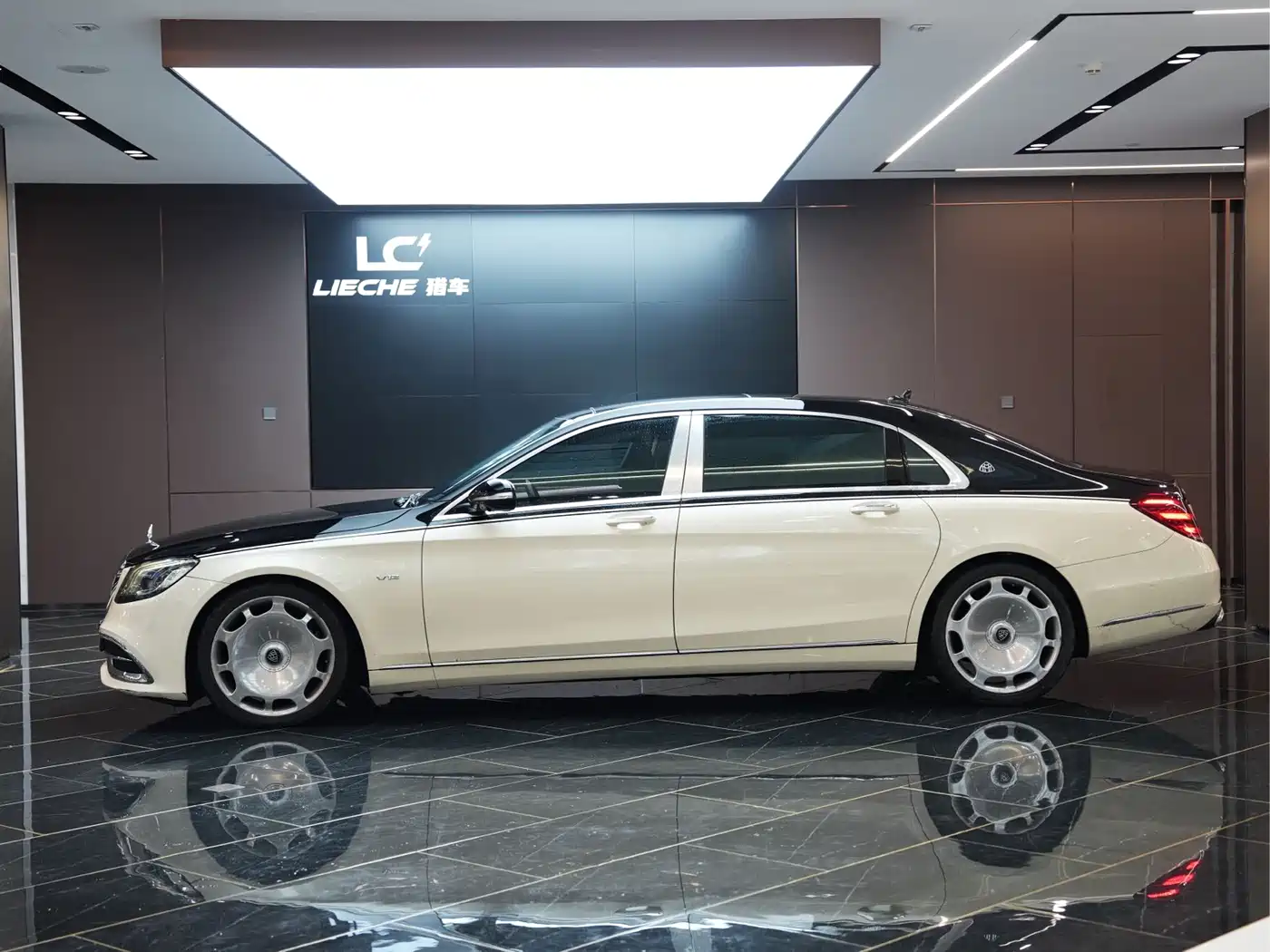 Mercedes-Benz Maybach S-Class 2018 Model S 680 фото 3