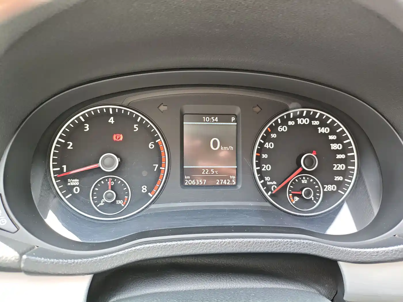 Volkswagen Passat 2014 2.0TSI DSG Executive Edition фото 17