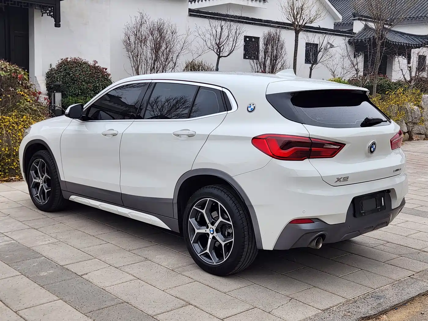 BMW X2 (Import) 2019 sDrive20i M Off-Road Package China VI фото 10