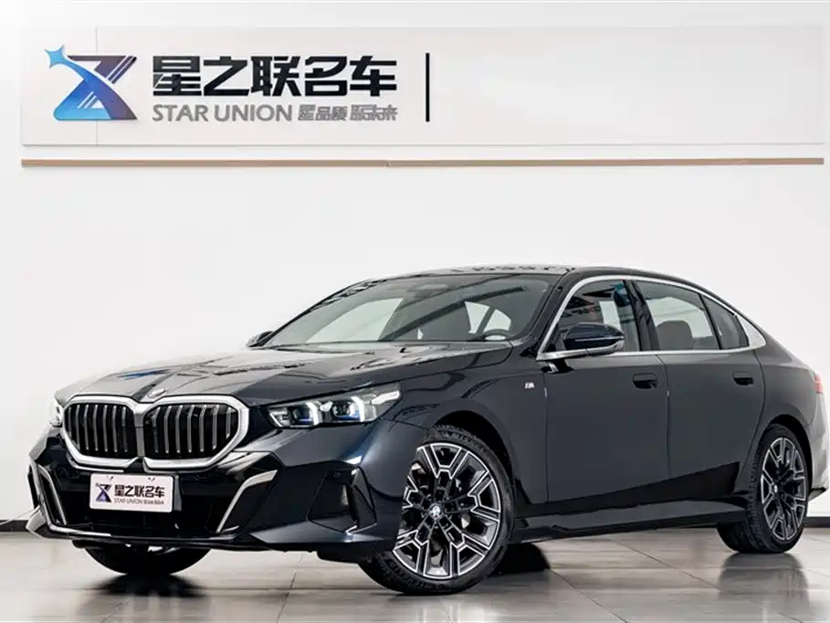 BMW 5 Series 2025 530Li Premium M Sport Package фото 2