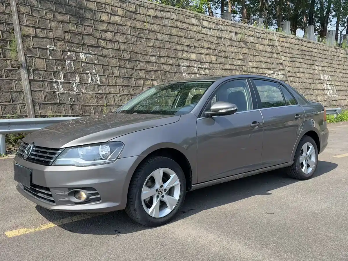 Volkswagen Bora 2013 2013 1.6L Manual Comfort Model