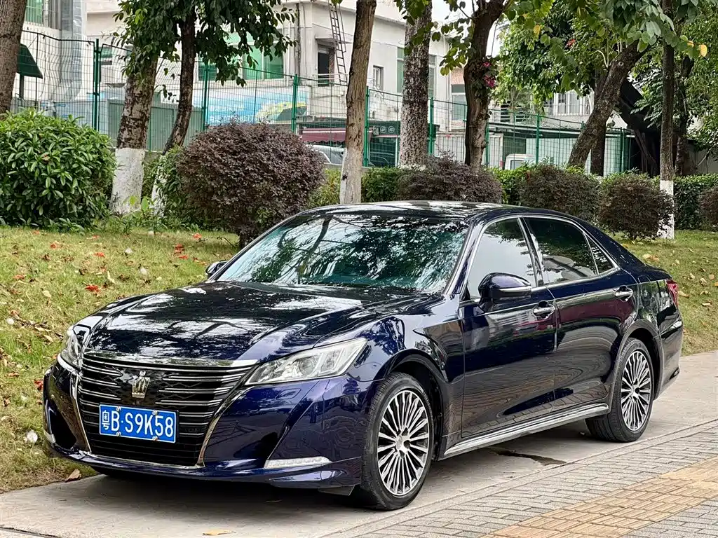 Toyota Crown 2018 2.0T Sport Edition