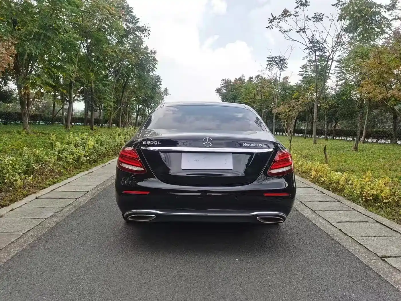 Фото 8 - Mercedes-Benz E-Class