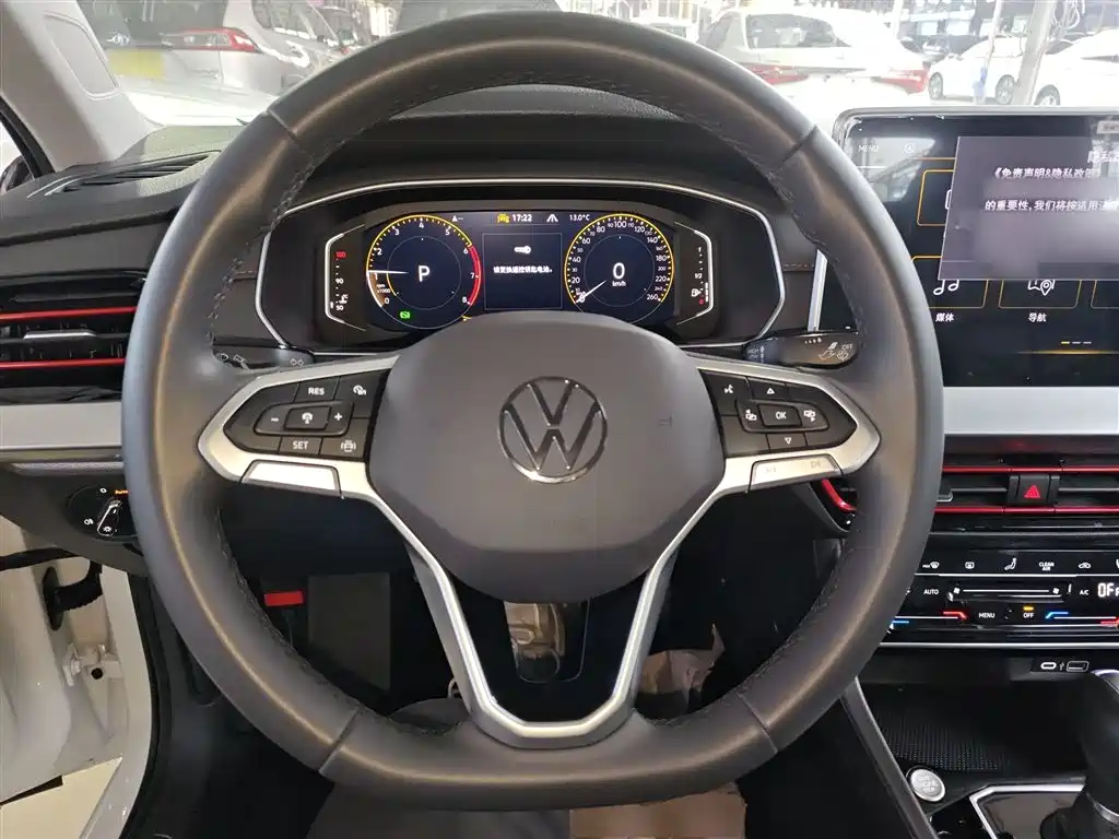 Volkswagen Lavida 2024 Model 300TSI DSG Starlight Leading Edition фото 7