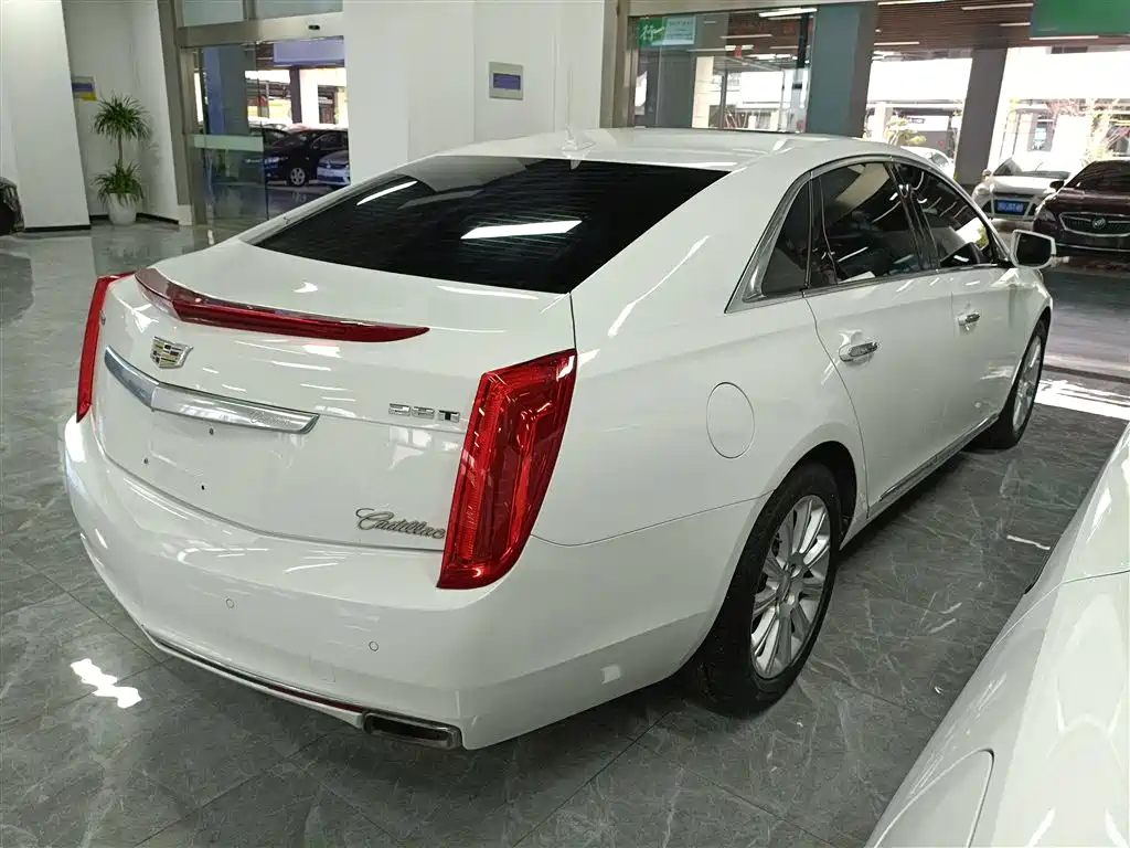 Cadillac XTS 2016 28T Elite фото 7