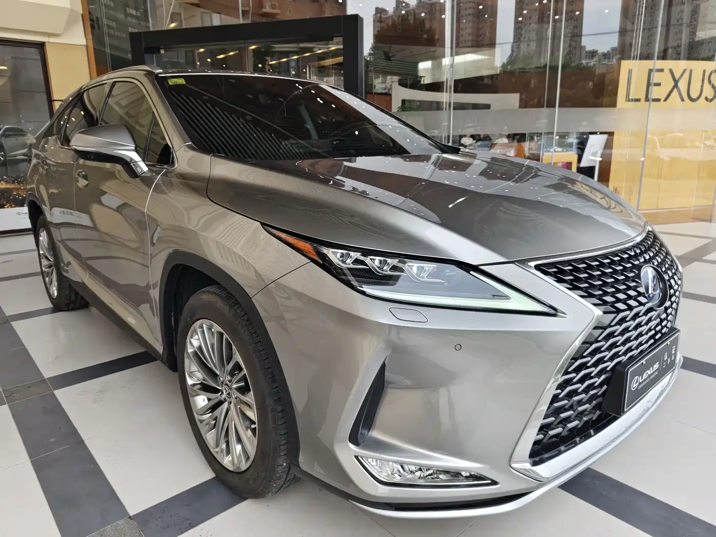 Lexus RX 2020 Facelift 450hL AWD Elegance Edition 7-Seater фото 10