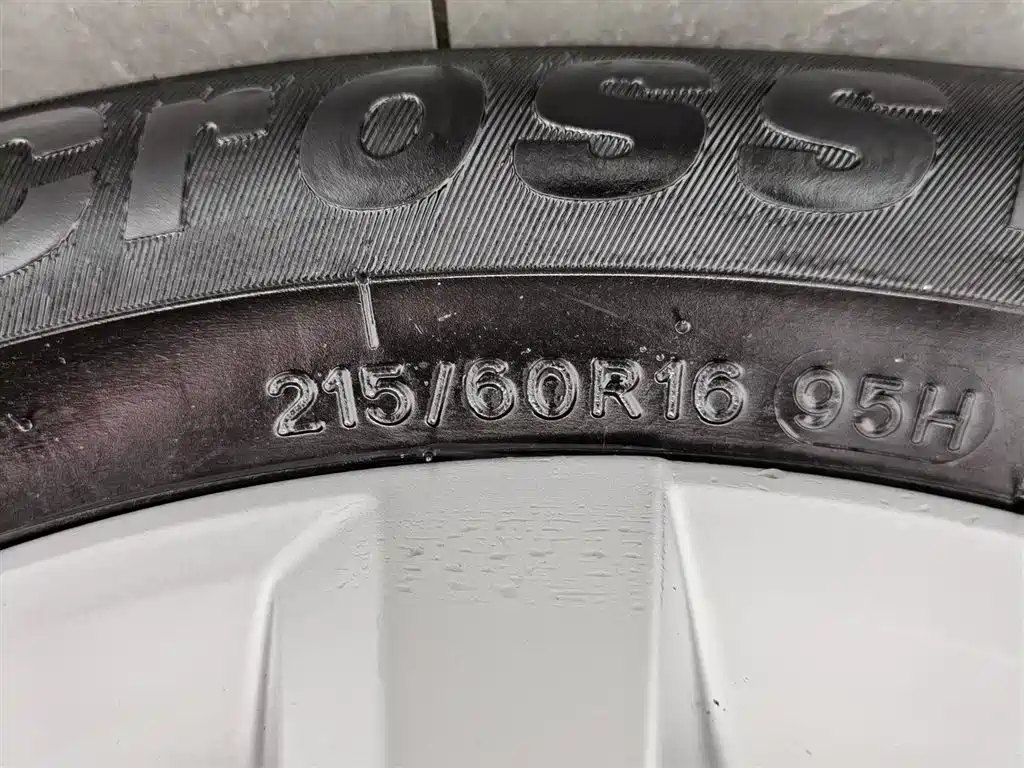 Volkswagen Beetle 2015 180TSI фото 24