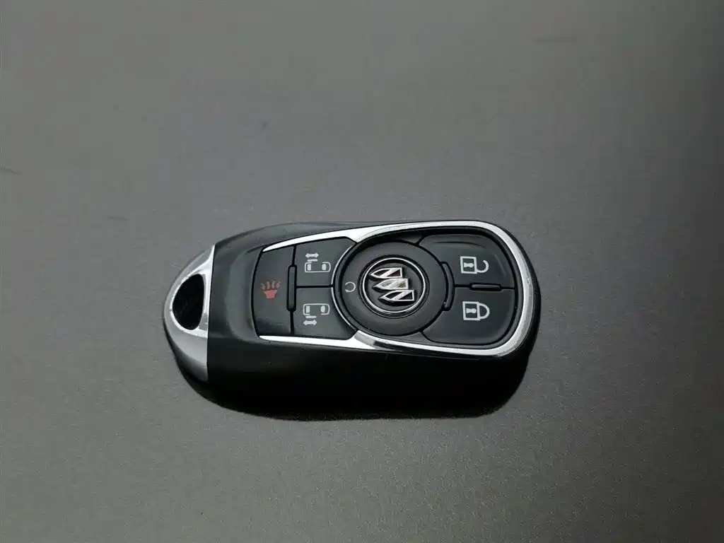 Buick GL8 2021 ES Landlord 653T Premium фото 19