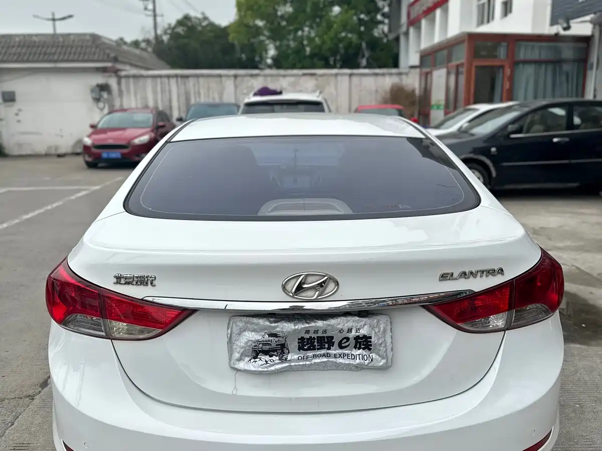 Hyundai Langdong 2013 1.6L Automatic Leading фото 5