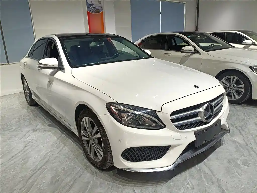 Mercedes-Benz C-Class 2017 Facelift C 200 L Sport Edition фото 4