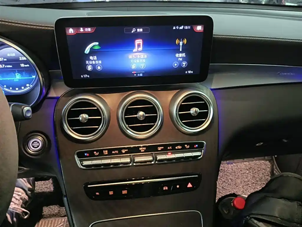 Mercedes-Benz GLC 2020 Facelift GLC 300 L 4MATIC Dynamic фото 13