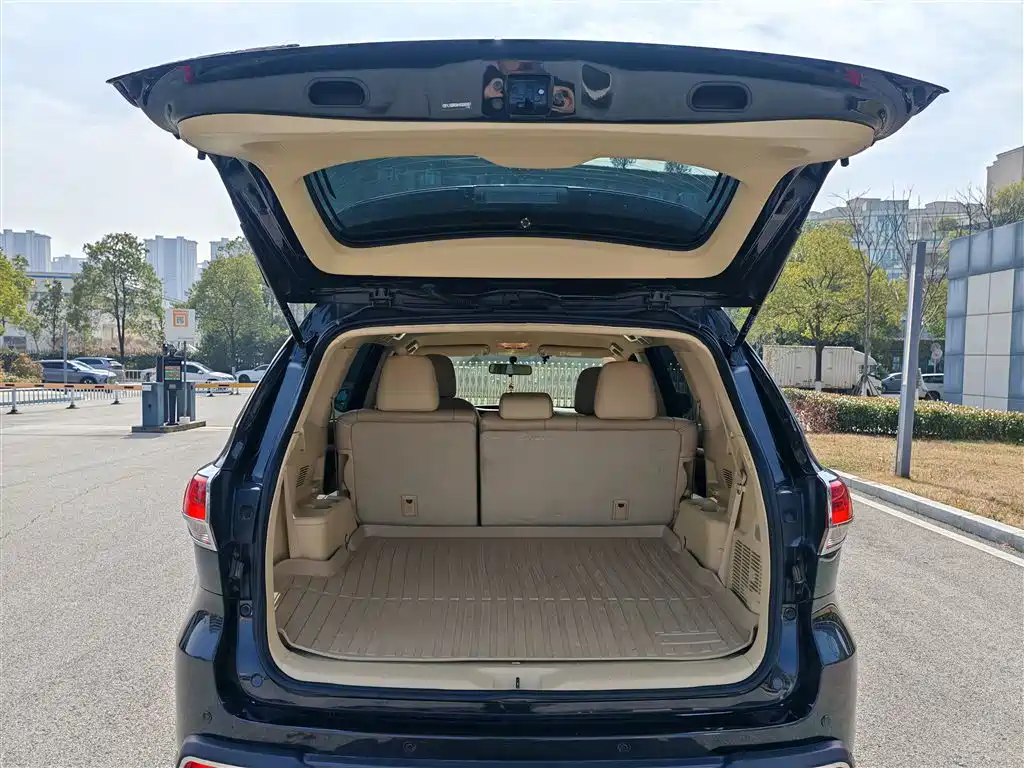 Toyota Highlander 2018 2.0T 2WD Elite 7-Seater China VI фото 10