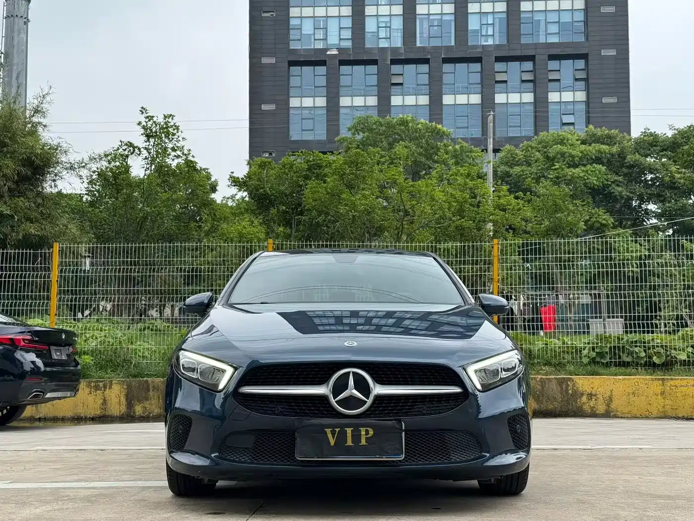 Mercedes-Benz A-Class (Import) 2022 A 200 Fashion фото 2