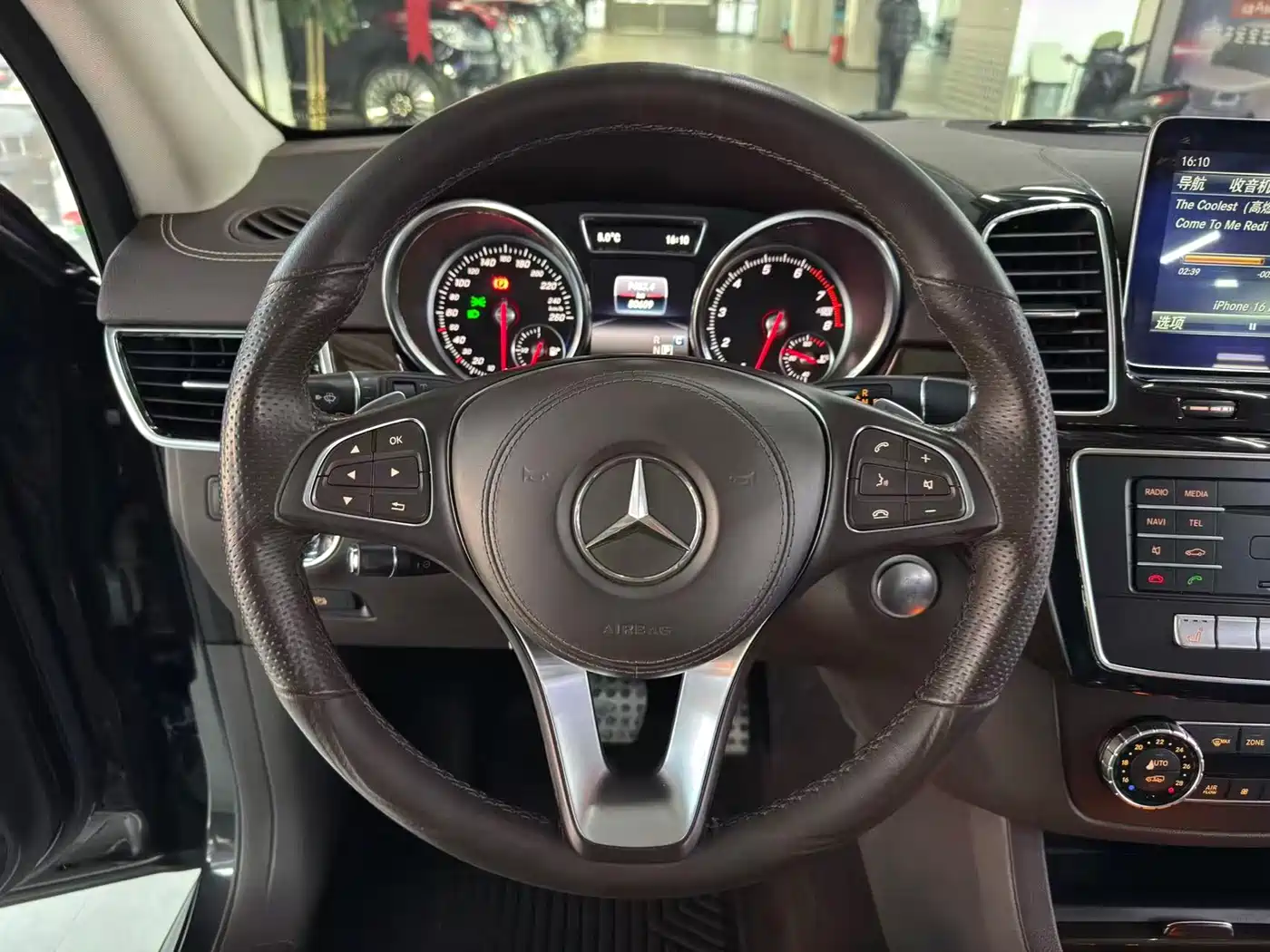 Mercedes-Benz GLS 2018 GLS 400 4MATIC Dynamic фото 8