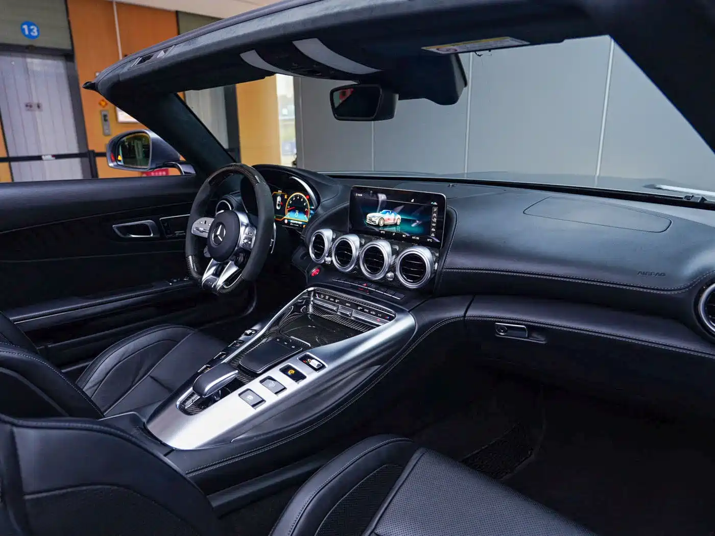 Mercedes-Benz AMG GT 2019 AMG GT C Roadster фото 12