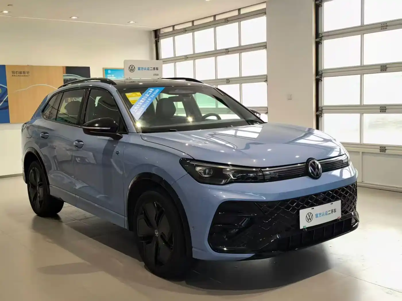 Volkswagen Tiguan L 2024 PRO 380TSI 4WD R-Line Premium Edition фото 3