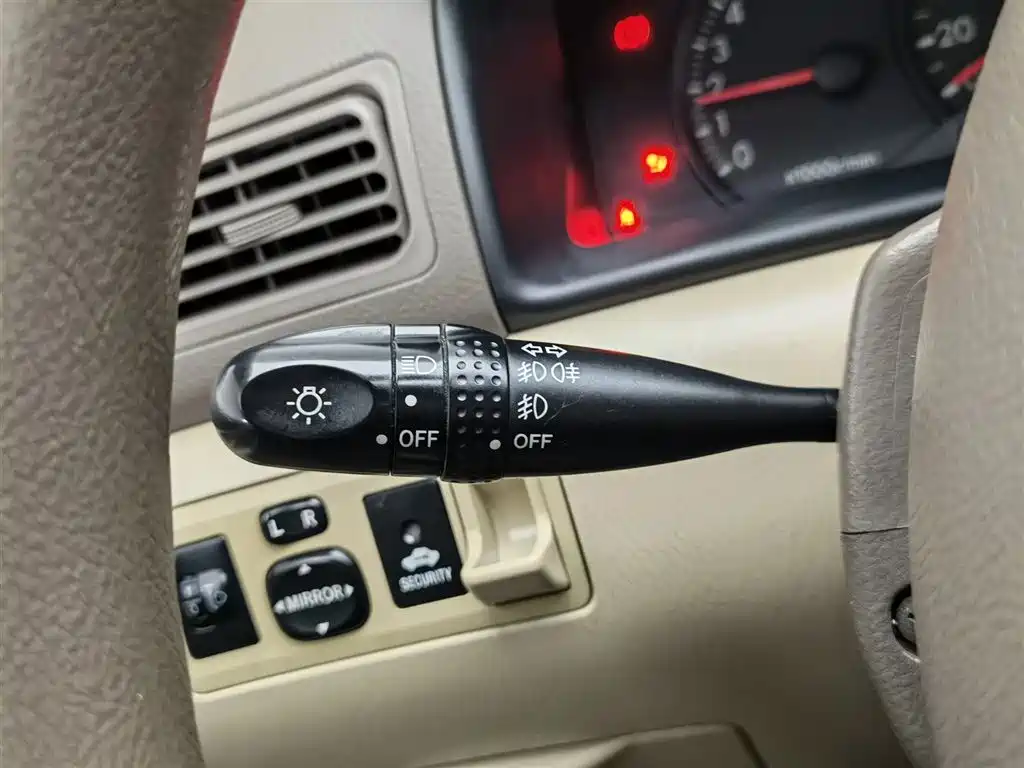 Toyota Corolla 2010 1.6L Manual Classic Edition фото 21