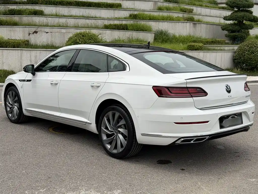 Volkswagen FAW-Volkswagen CC 2024 380TSI Eye-catching Edition фото 7