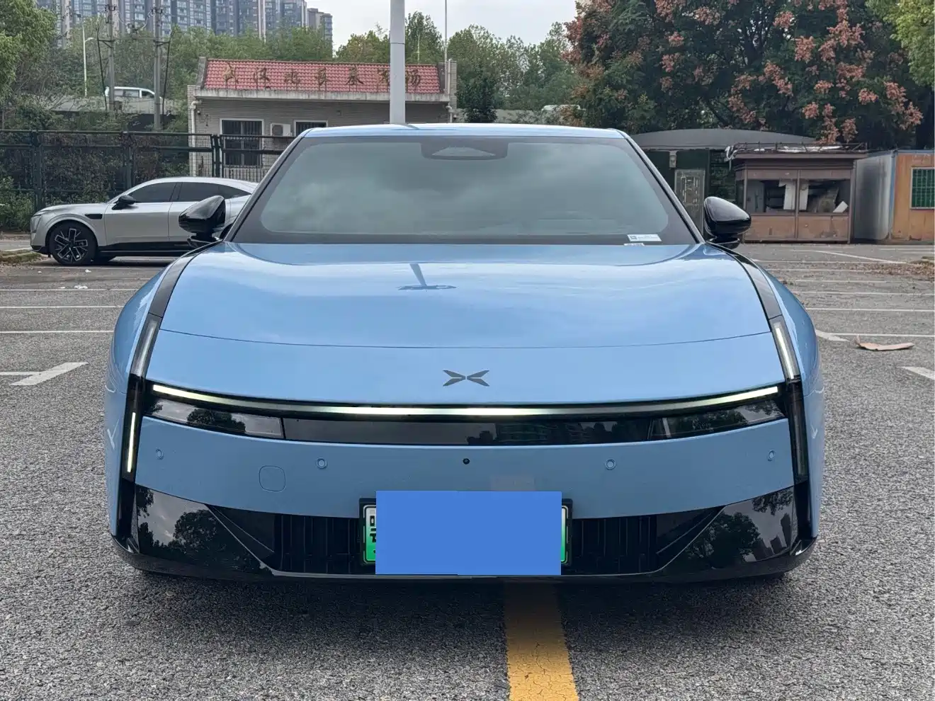 Фото 2 - XPeng P7