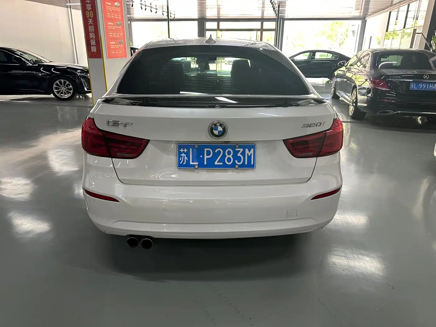 BMW 3 Series GT 2018 320i Fashion фото 5