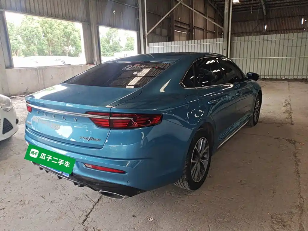 Фото 7 - Geely Preface