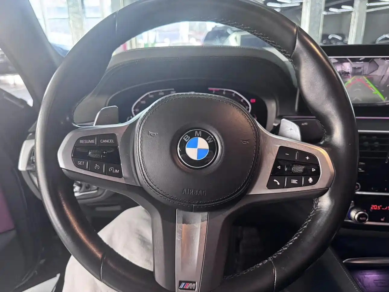BMW 5 Series 2022 530Li Leading M Sport Package фото 6