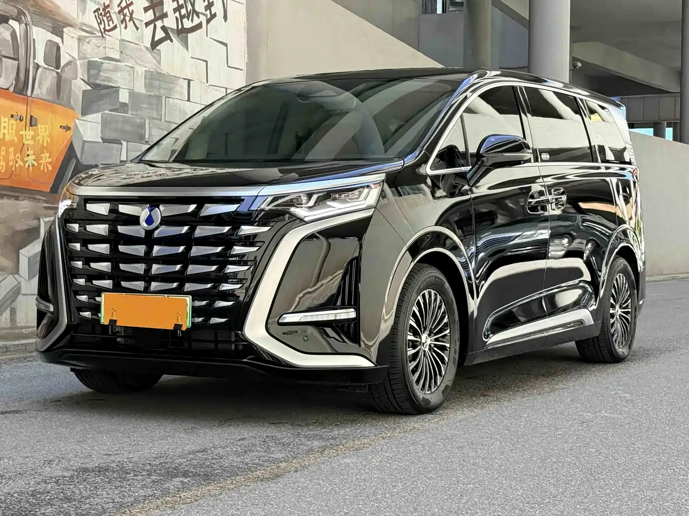 Denza D9 2024 DM-i 980 AWD Premium