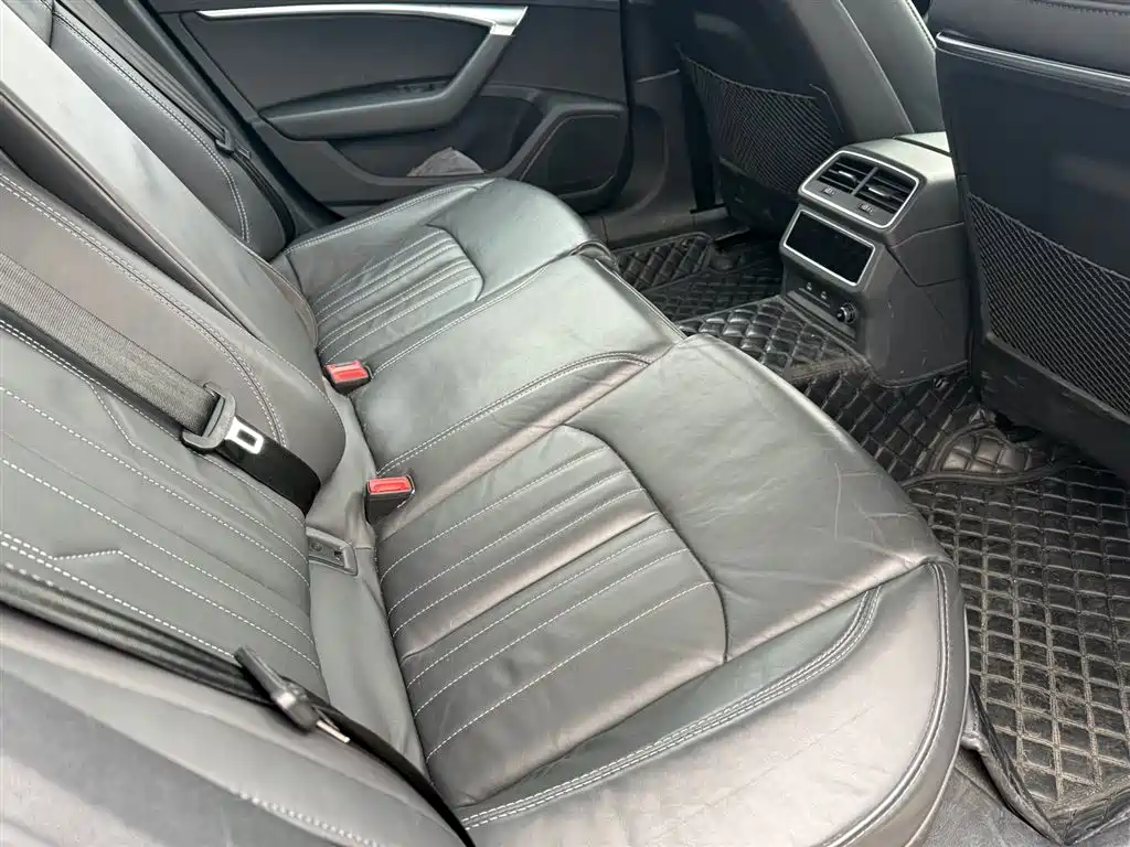 Audi A6L 2023 Facelift 45 TFSI Premium Dynamic фото 7
