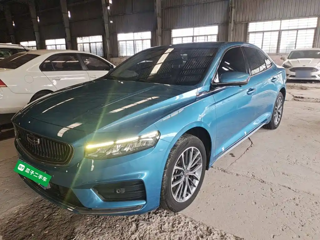 Фото 2 - Geely Preface