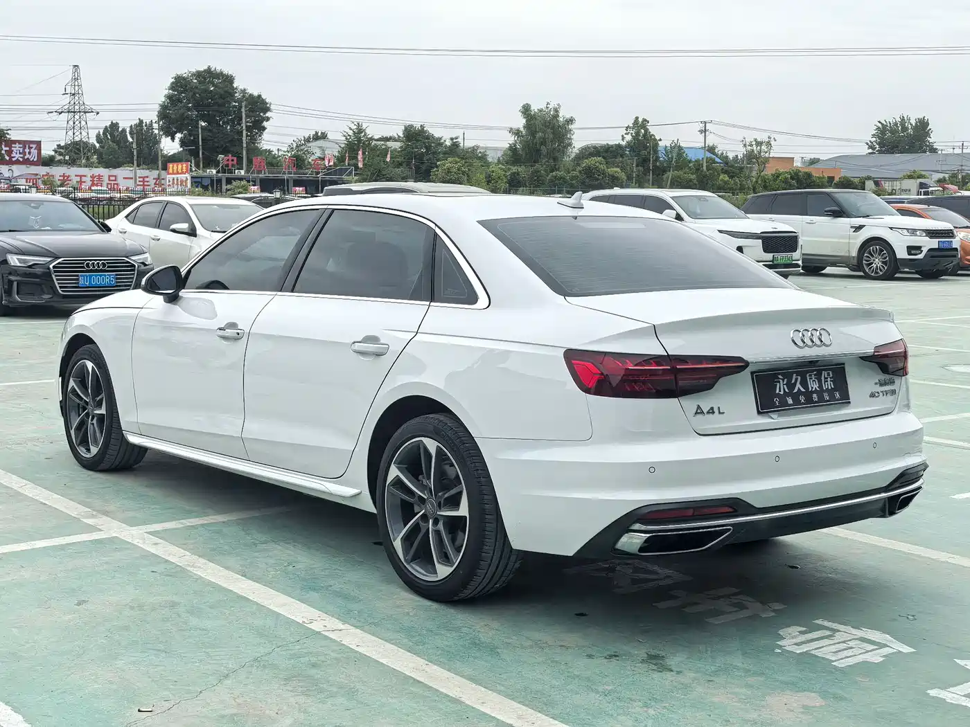 Audi A4L 2021 40 TFSI Premium Life Edition фото 19