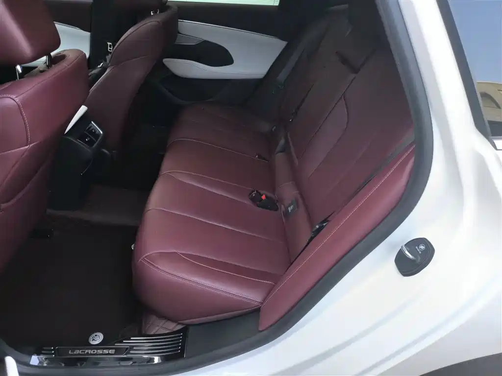 BUICK LACROSSE