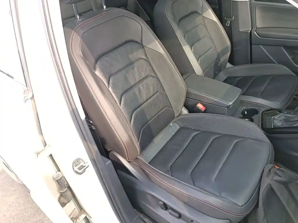 Volkswagen Tayron 2019 330TSI 2WD Luxury China VI фото 23
