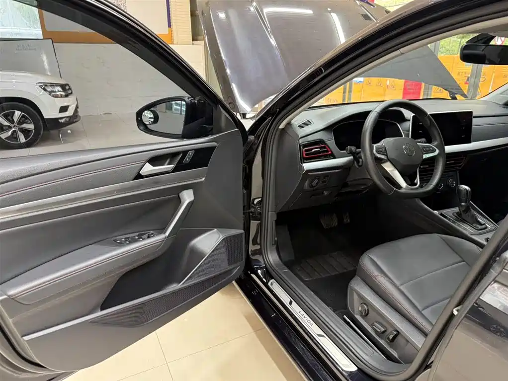 Volkswagen Lavida 2023 280TSI DSG Starlight Comfort Edition фото 8