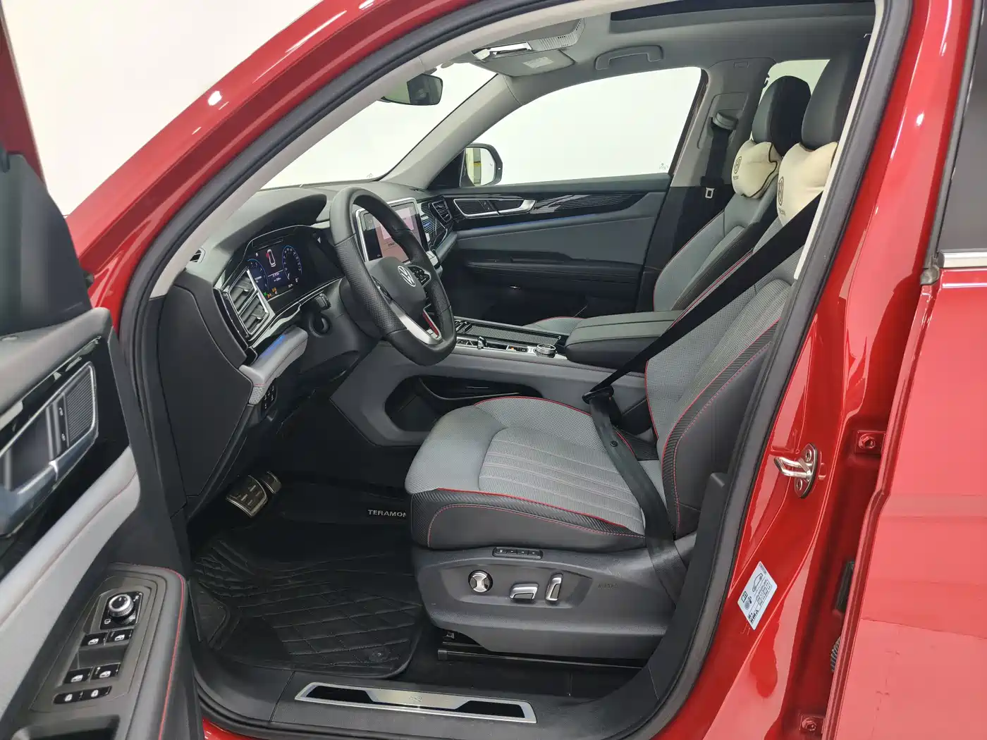 Volkswagen Teramont 2023 Teramont X 380TSI 4Motion Premium Luxury фото 9