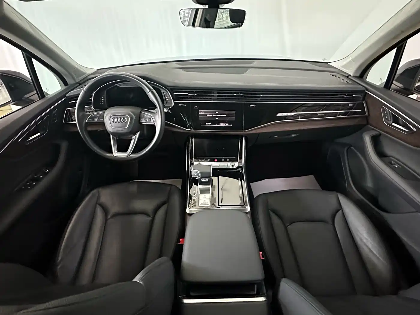 Audi Q7 2023 55 TFSI quattro S line Sport фото 9