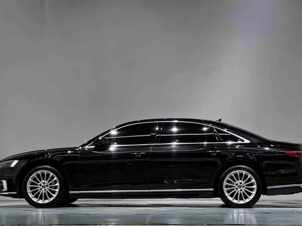 Audi A8 2018 A8L 55 TFSI quattro Launch Premium фото 16