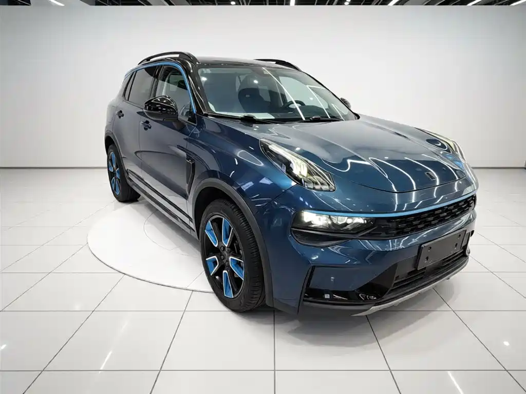 Lynk & Co 01 2021 2.0TD 2WD Shine Pro фото 4