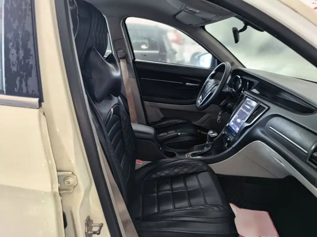 BAIC Senova D50 2016 2014 1.5L CVT Standard