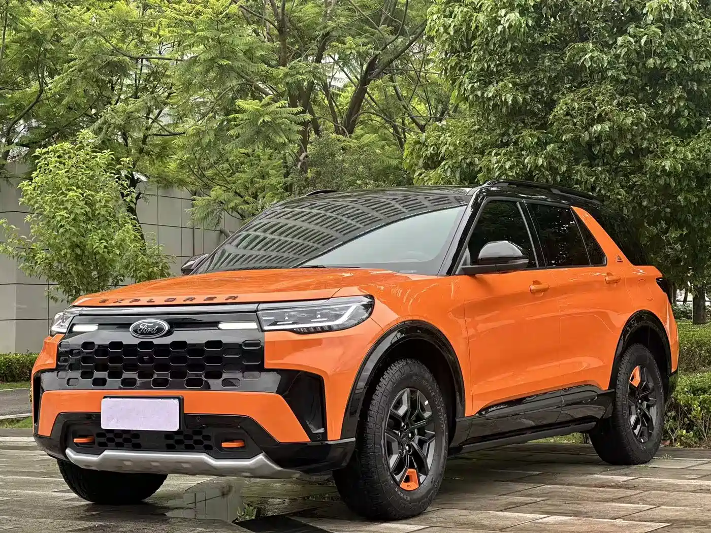 Ford Explorer 2024 2.3T EcoBoost Kunlun Summit Edition 7-Seater