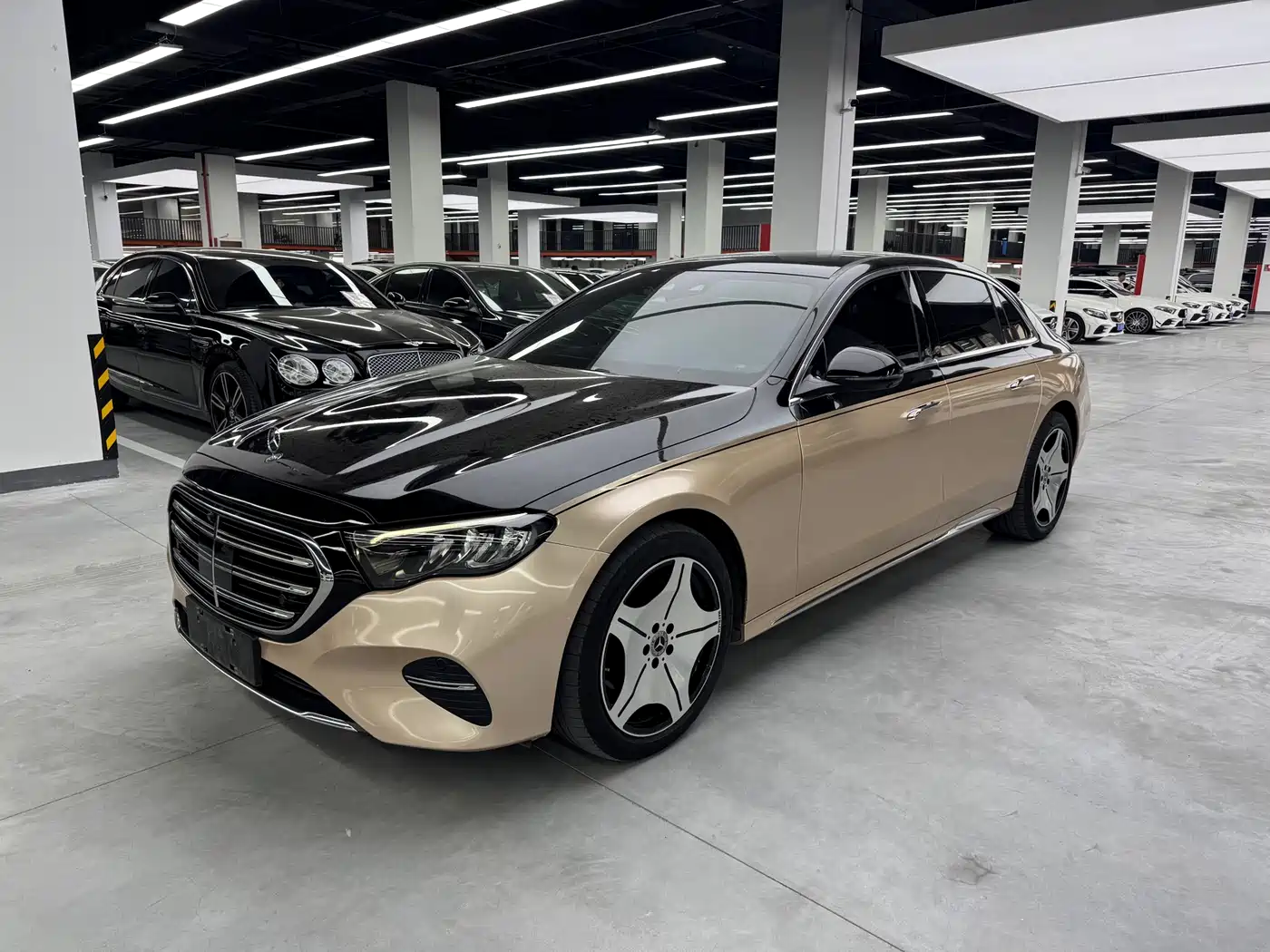 Mercedes-Benz E-Class 2024 E 300 L Fashion