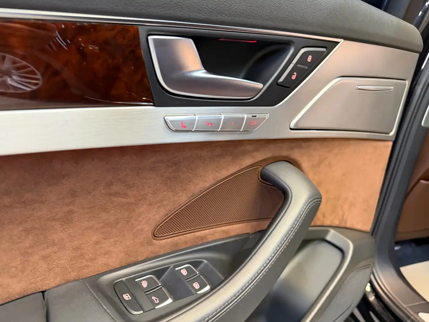 Audi A8 2013 A8L 55 TFSI quattro Premium фото 18