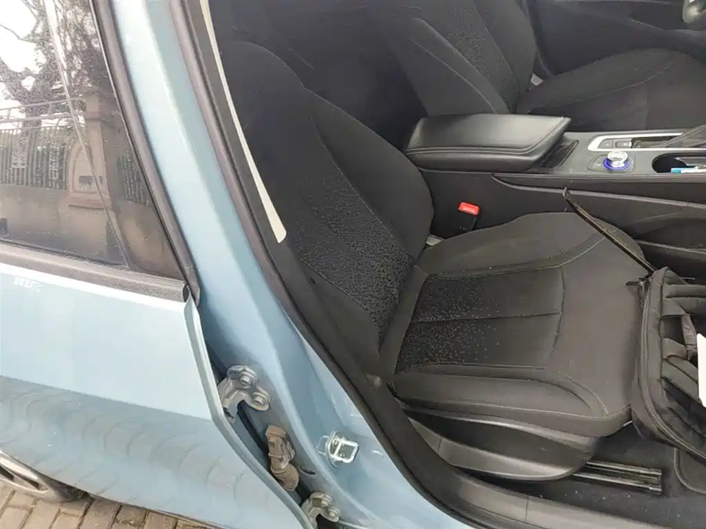 Buick Velite 6 2019 Connected Fashion Edition фото 25