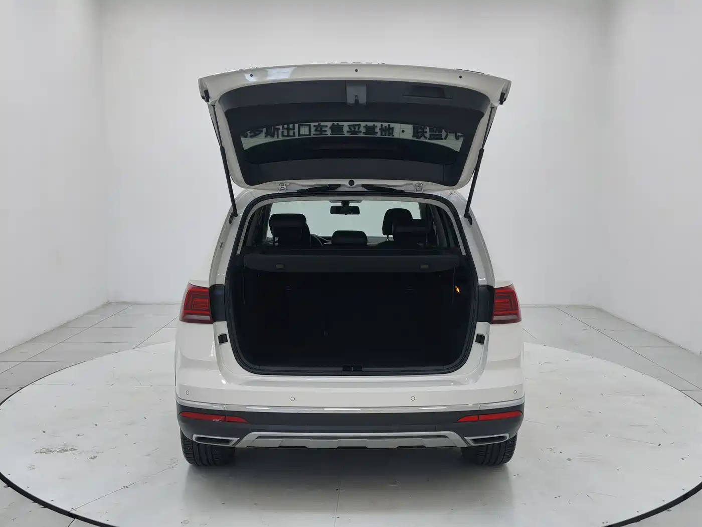 Volkswagen Tharu 2021 330TSI 4WD Luxury Plus фото 15