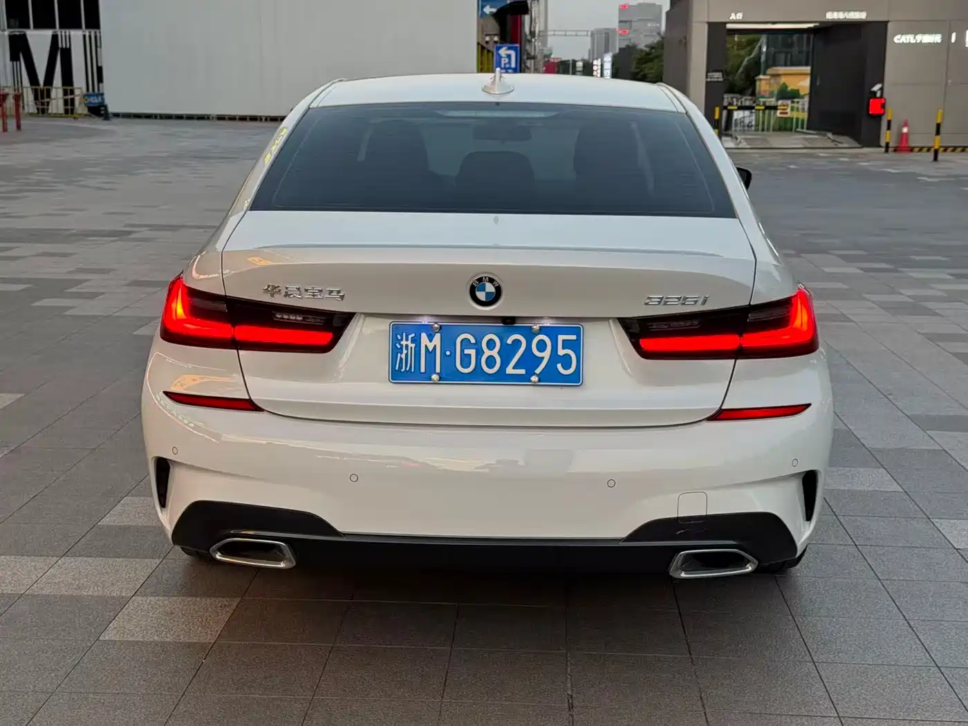 BMW 3 Series 2021 325i M Sport Package фото 6
