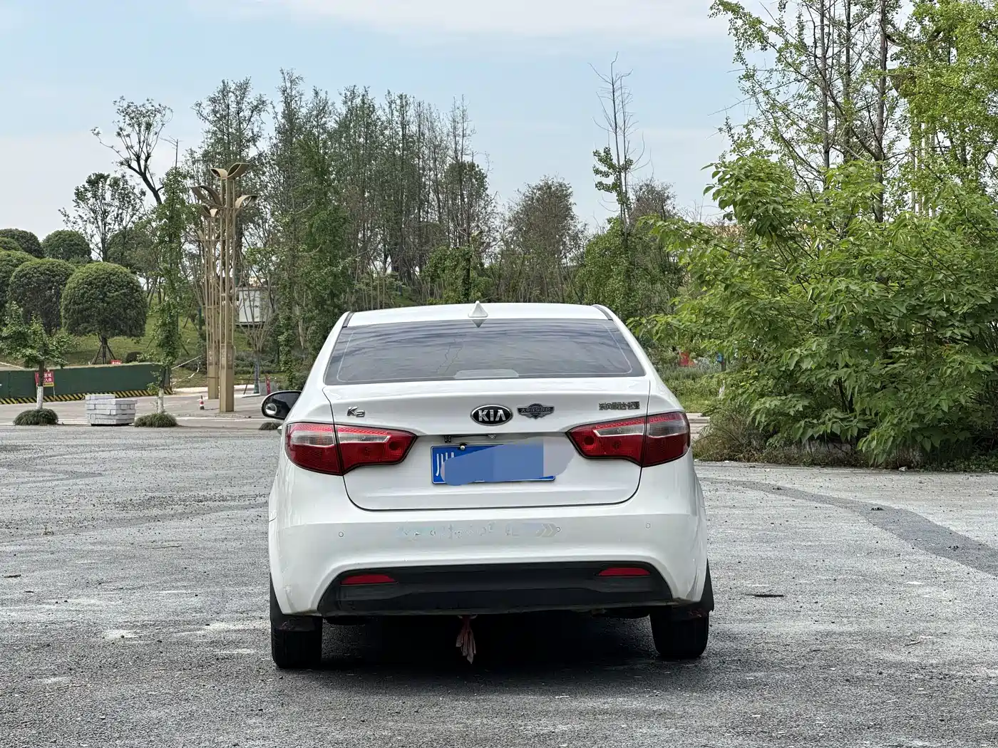 Kia K2 2012 Sedan 1.4L MT TOP Commemorative Edition фото 4