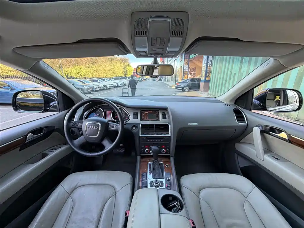 Audi Q7 2007 3.6 FSI quattro Luxury фото 4