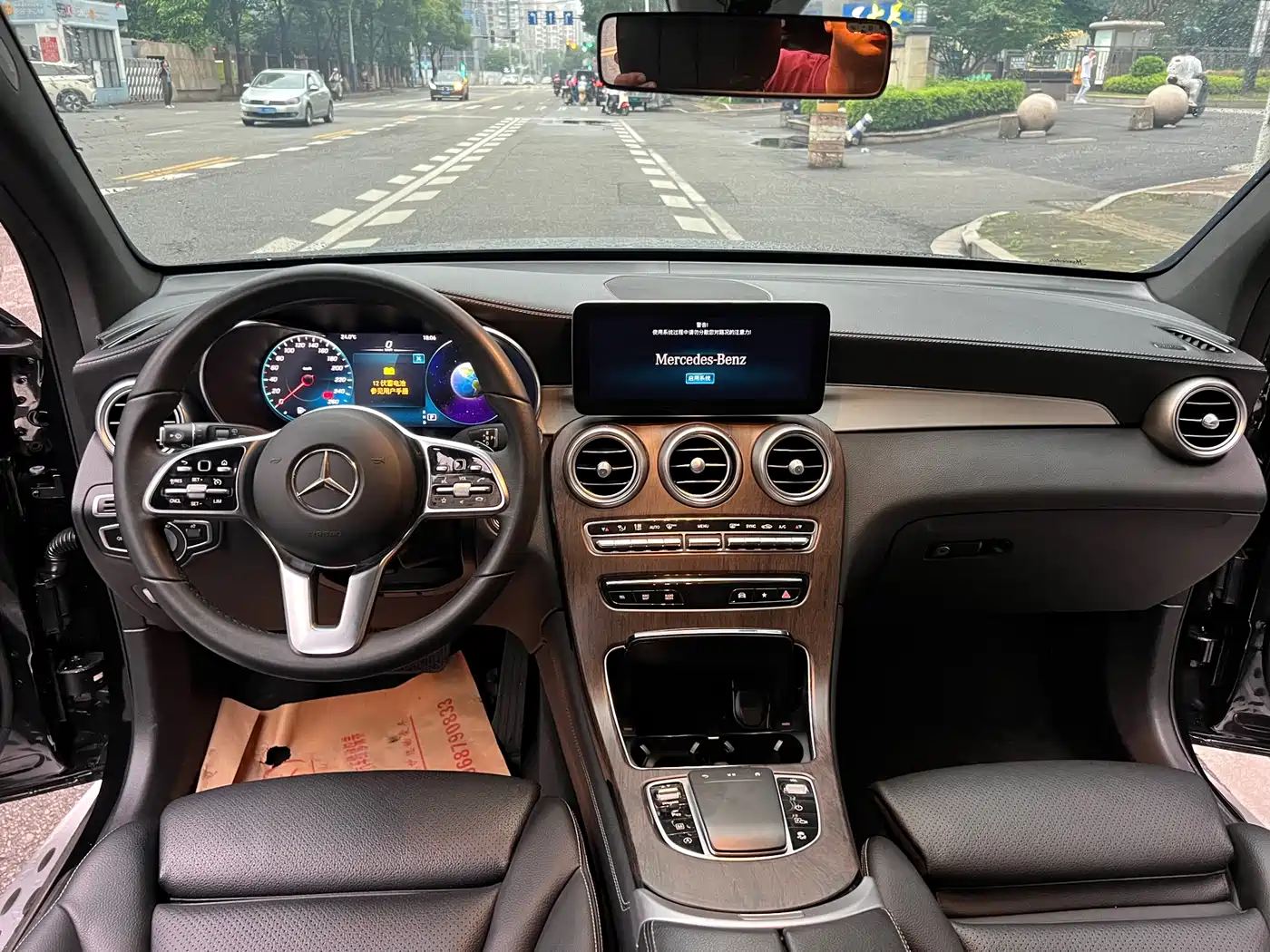 Mercedes-Benz GLC 2022 Facelift GLC 260 L 4MATIC Luxury Model фото 21